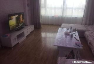 盛世龙城,3室精装好房。房子干净卫生,小区环境优美。 - 昌吉28生活网 changji.28life.com