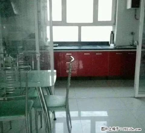 石油大厦旁 嘉和小区 电梯高层 中装两室 拎包入住 - 房屋出租 - 房屋租售 - 昌吉分类信息 - 昌吉28生活网 changji.28life.com